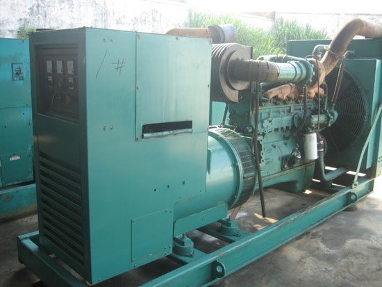 那曲租赁发电机- 发电机碳刷磨损的原因是什么