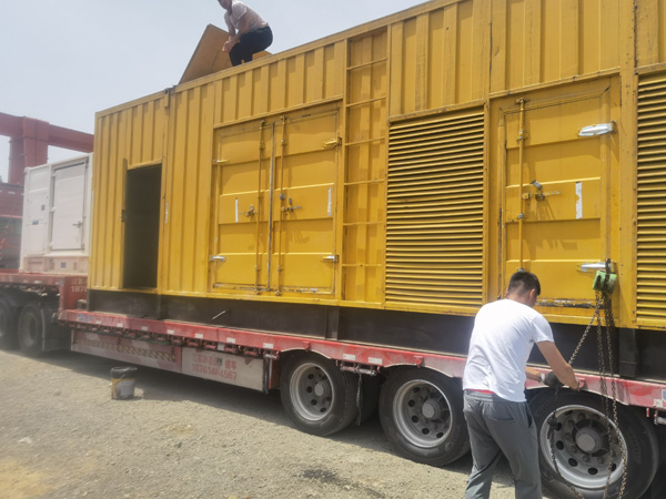 那曲除了负载情况和发动机维护，还有哪些因素会影响 200kw 柴油发电机的油耗？