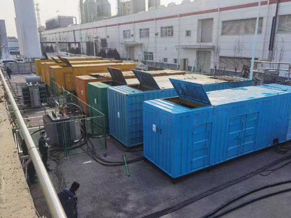 那曲380V和690V电压的电缆线相同吗？