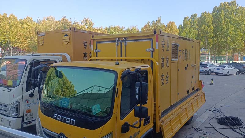 那曲柴油发电机组和UPS电源如何配合工作？