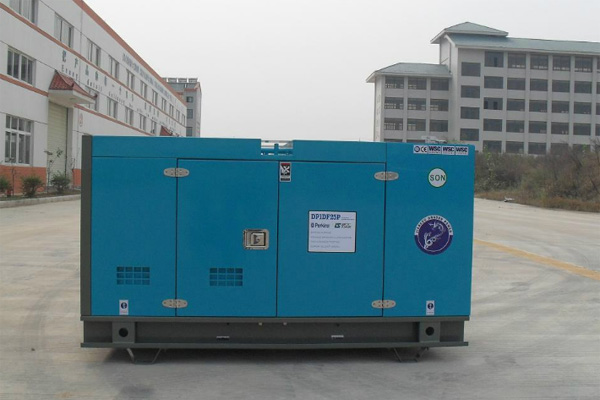 那曲发电机租赁发电机组的换季保养注意事项