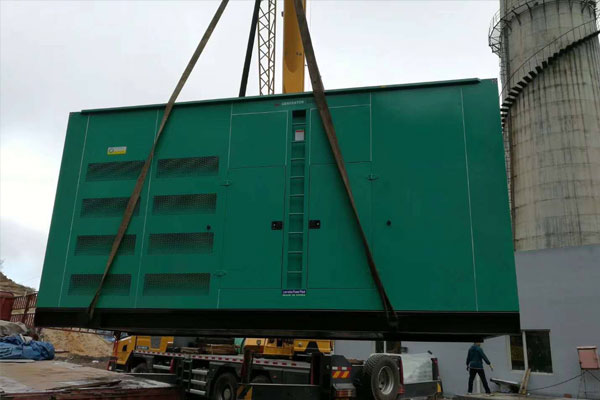 那曲柴油发电机组的保养周期？