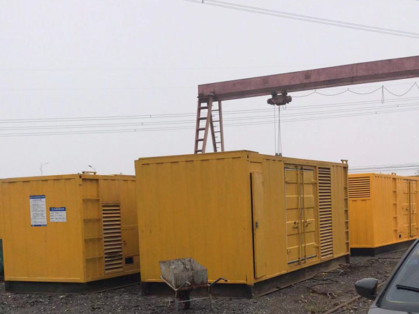 那曲100kw柴油发电机组每小时油耗？