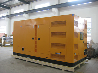 那曲不同类型的发电机组在冬季保养时的注意事项有何差异？